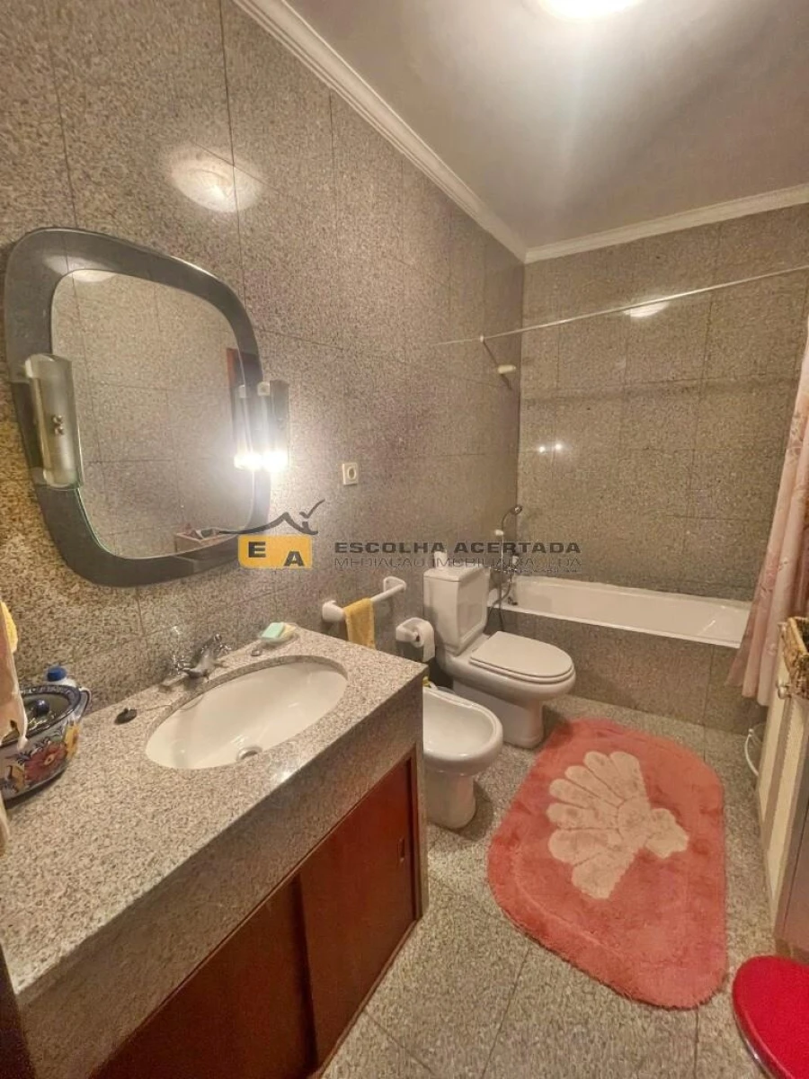 Moradia T3 para Venda em Santo Estêvão Foto 26