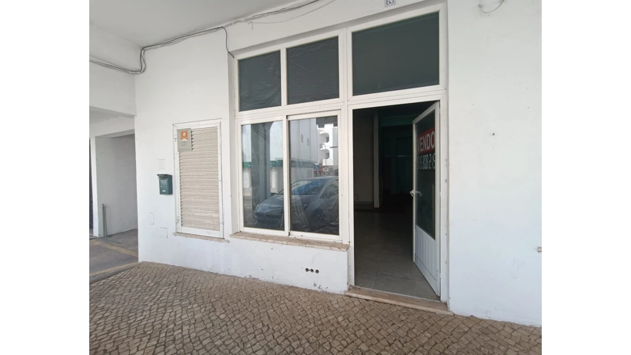 Loja para Venda em Lagoa e Carvoeiro Foto 1