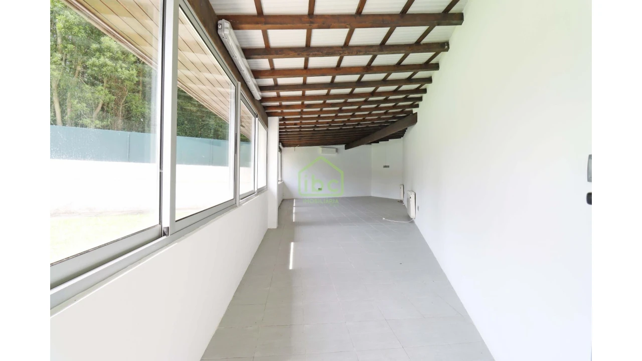 Moradia T4 para Venda em Vilar e Mosteiró Foto 71