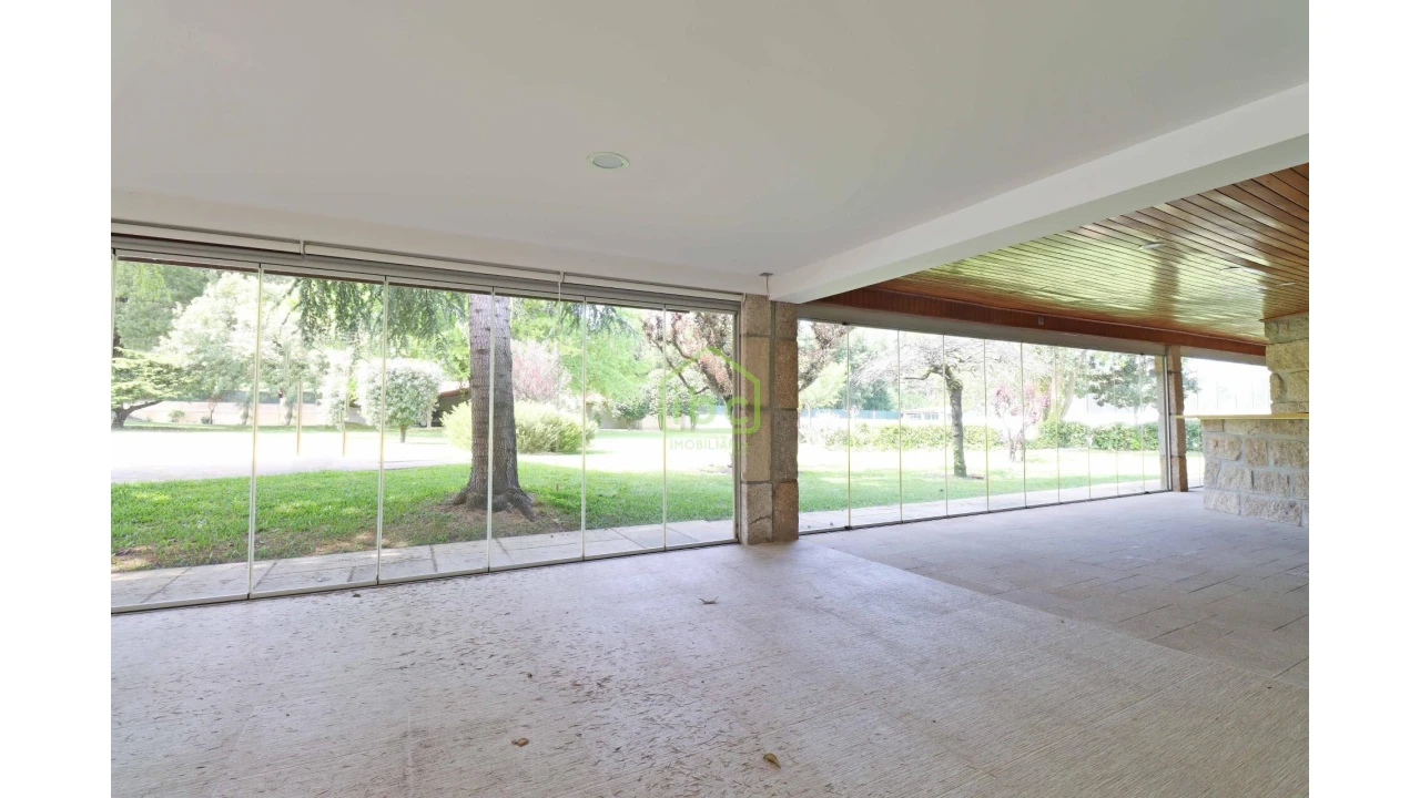 Moradia T4 para Venda em Vilar e Mosteiró Foto 67