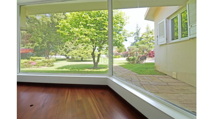 Moradia T4 para Venda em Vilar e Mosteiró Foto 24