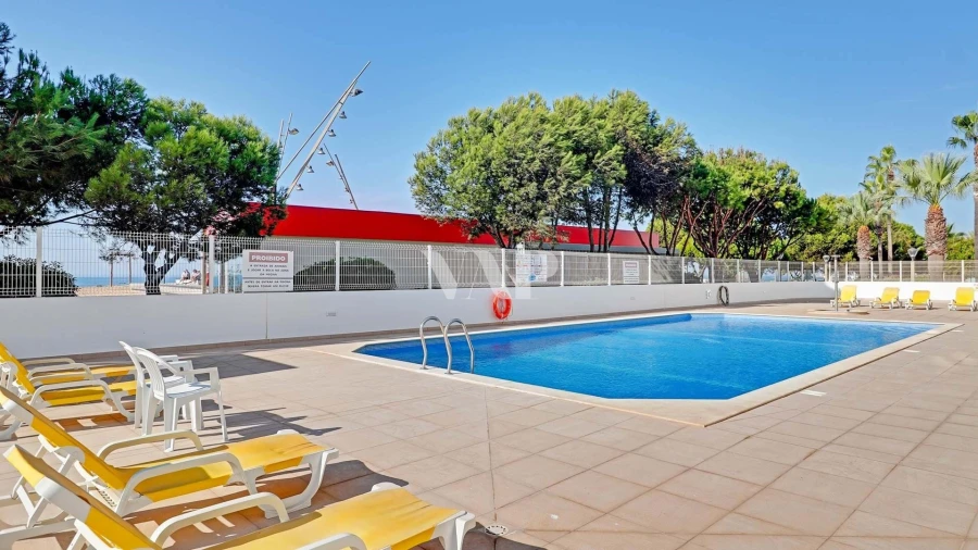 Apartamento T2 para Venda em Quarteira Foto 31