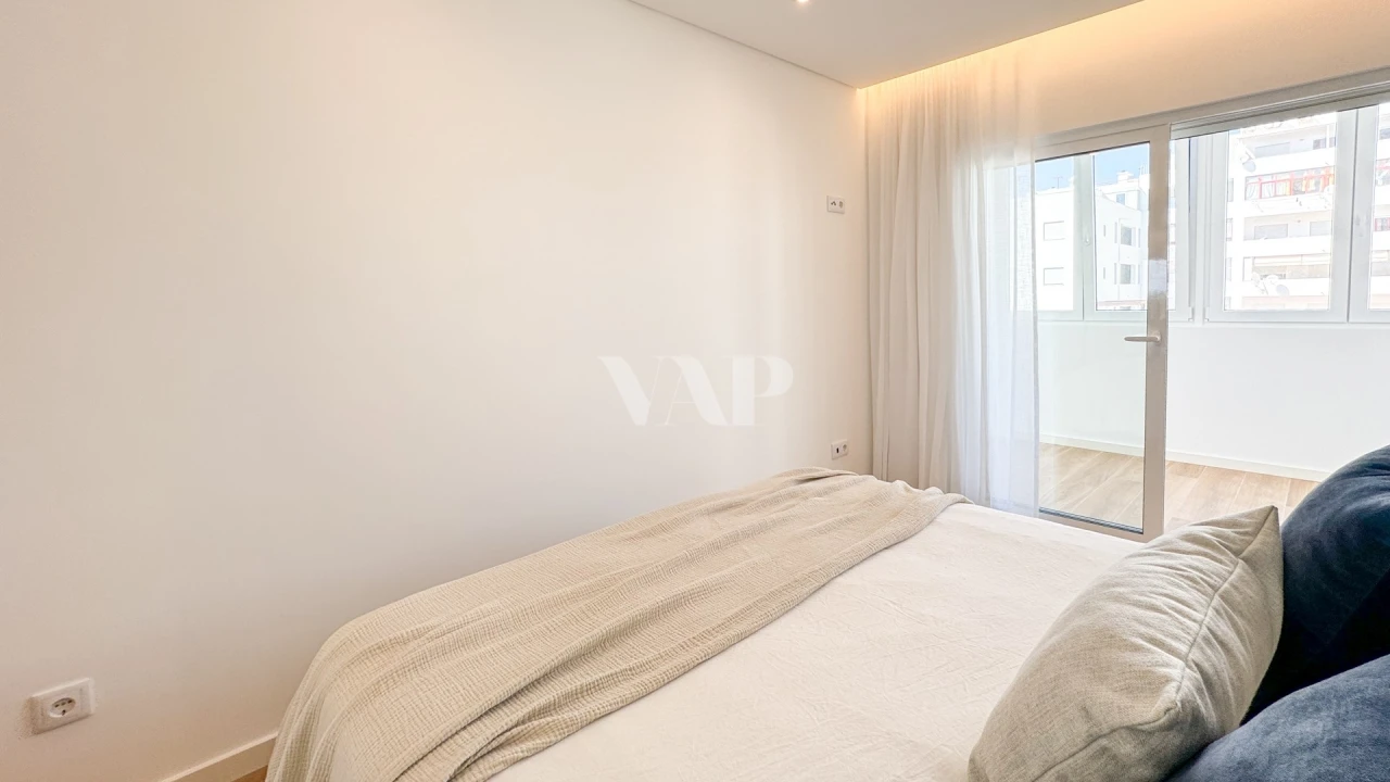 Apartamento T2 para Venda em Quarteira Foto 21