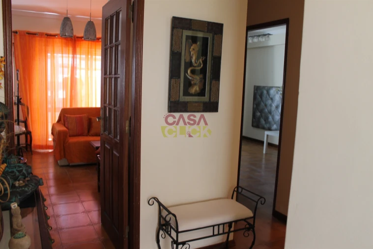 Apartamento T2 para Venda em Nazare Foto 6