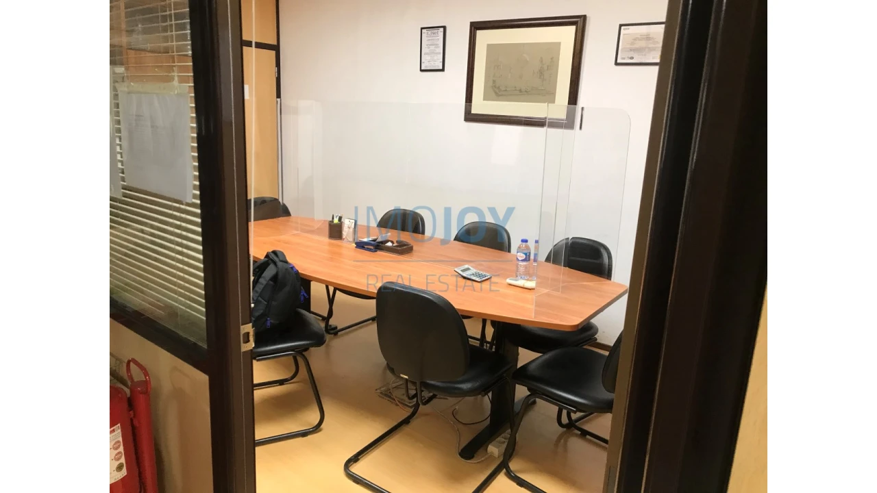 Escritório para Venda em Areeiro Foto 10
