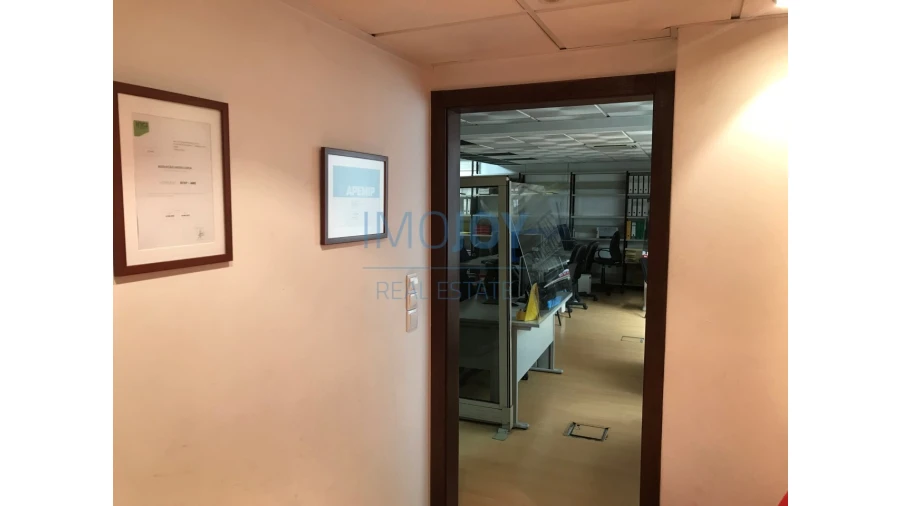 Escritório para Venda em Areeiro Foto 8