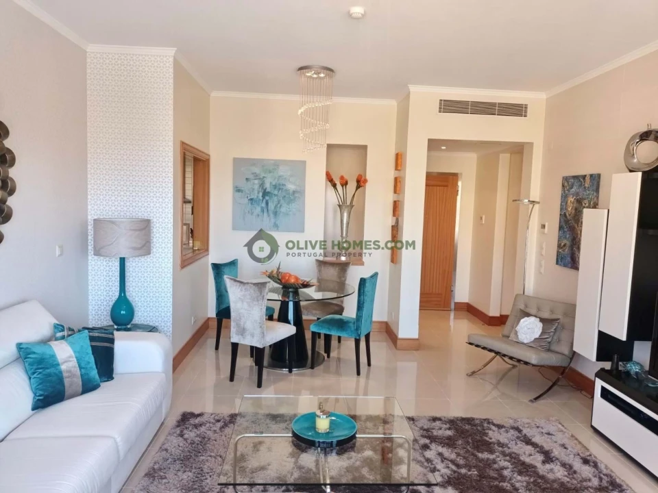 Apartamento T2 para Venda em Quarteira Foto 6