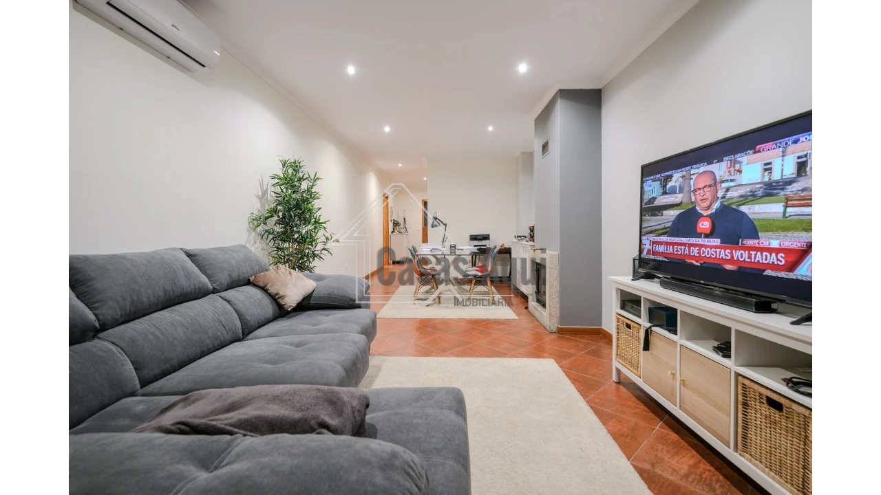 Moradia T3 para Venda em Nine Foto 2