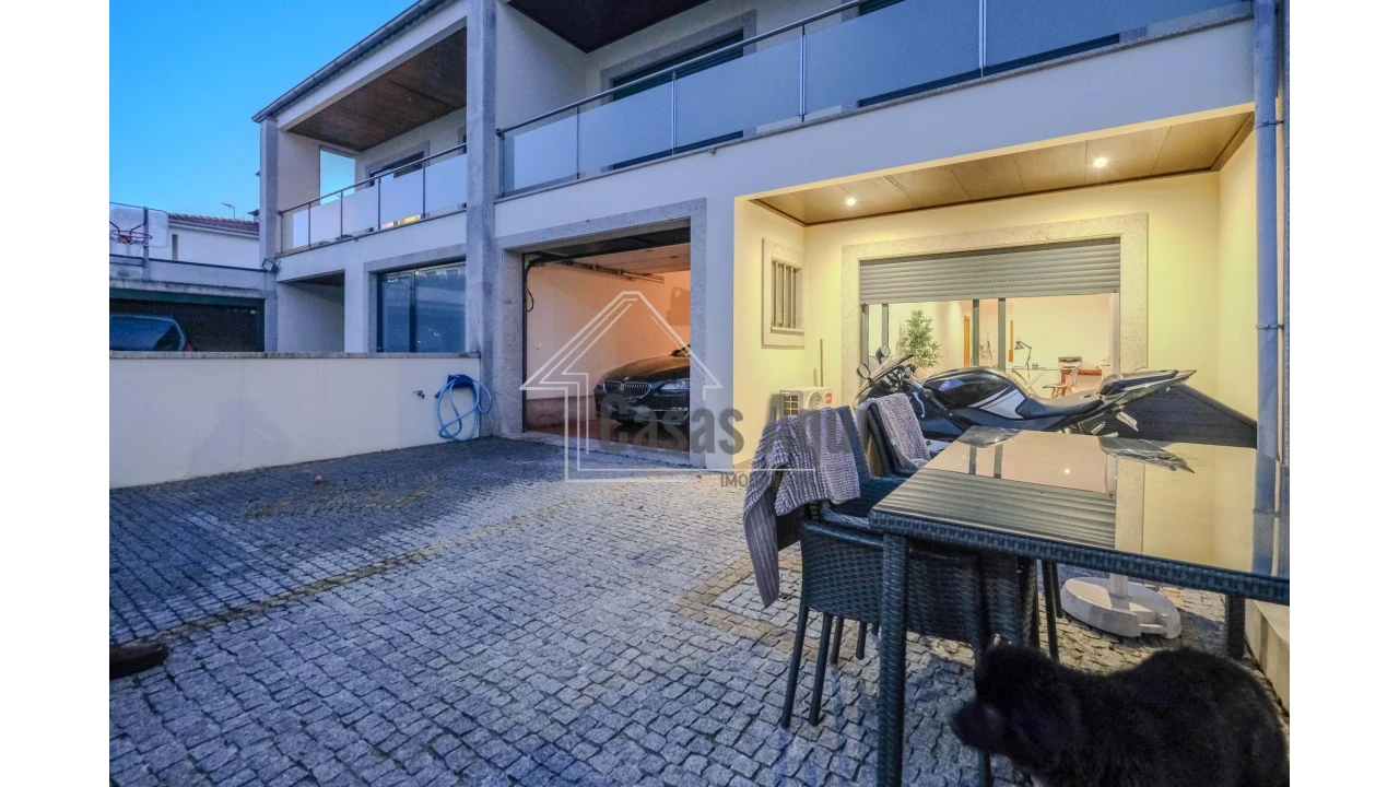 Moradia T3 para Venda em Nine Foto 21