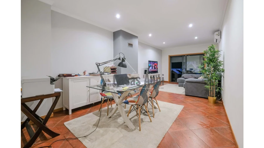 Moradia T3 para Venda em Nine Foto 3