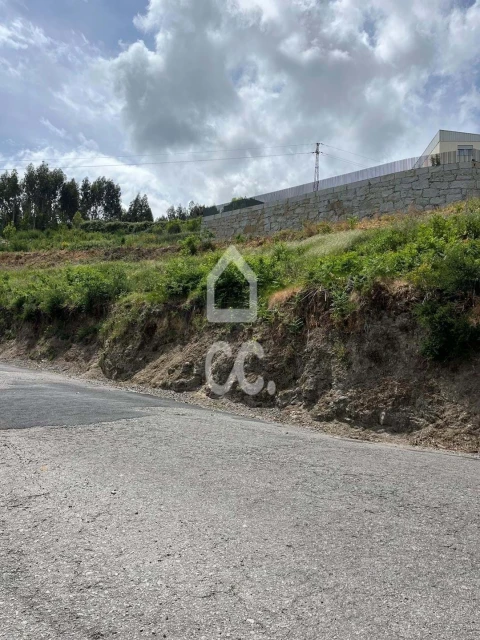 Terreno para Venda em Paredes