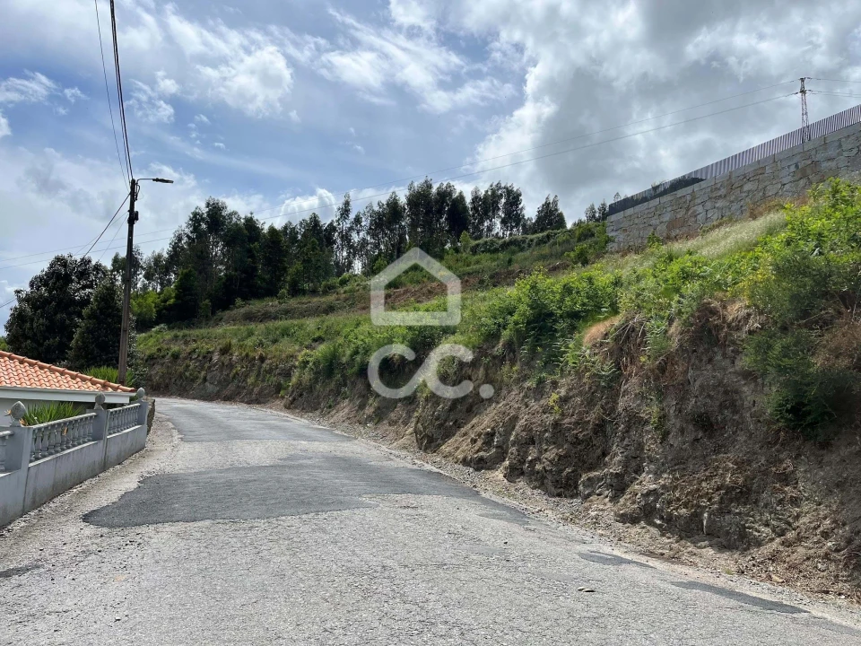 Terreno para Venda em Paredes Foto 13