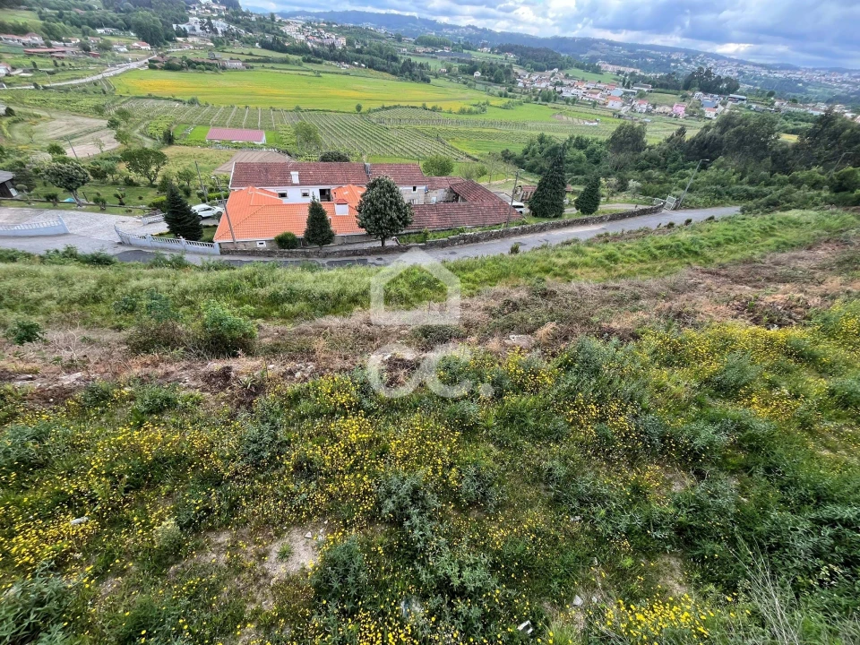 Terreno para Venda em Paredes Foto 4