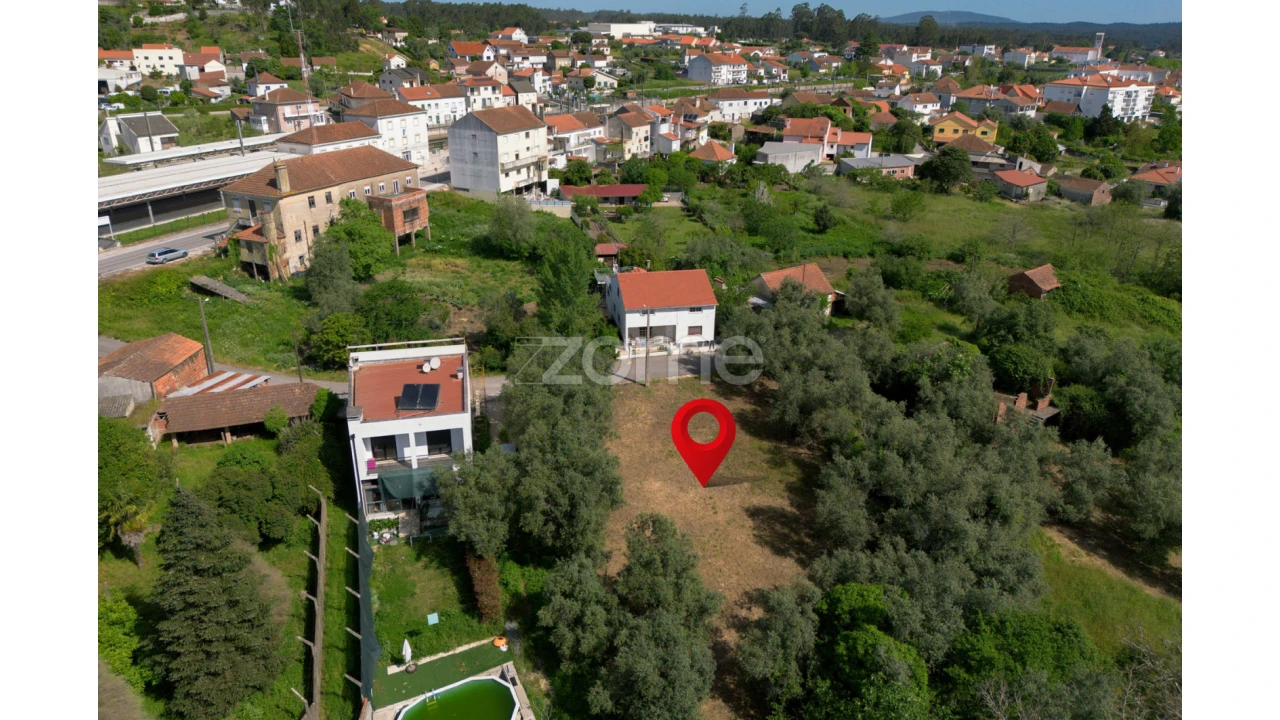 Terreno para Venda em Santiago e São Simão de Litém e Albergaria dos Doze Foto 19