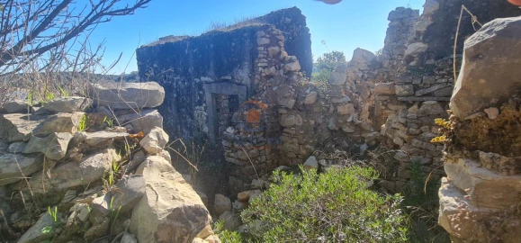 Terreno para Venda em São Brás de Alportel