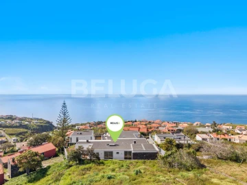 Moradia T3 para Venda em Estreito da Calheta