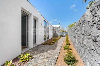 Moradia T3 para Venda em Estreito da Calheta