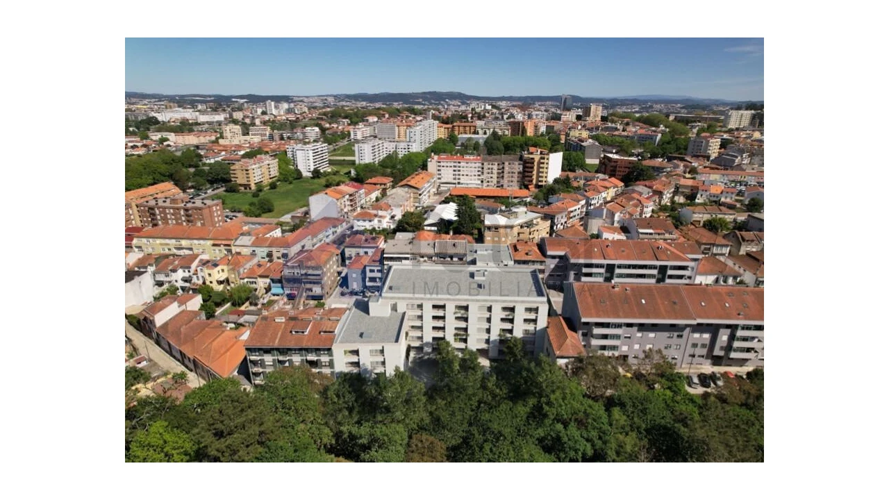 Apartamento T2 para Venda em Paranhos Foto 9