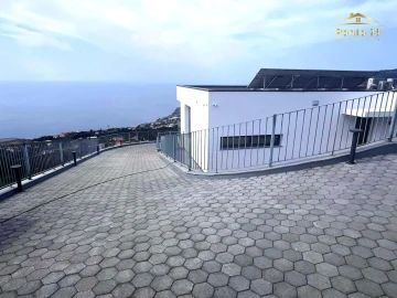 Moradia T3 para Venda em Santa Cruz