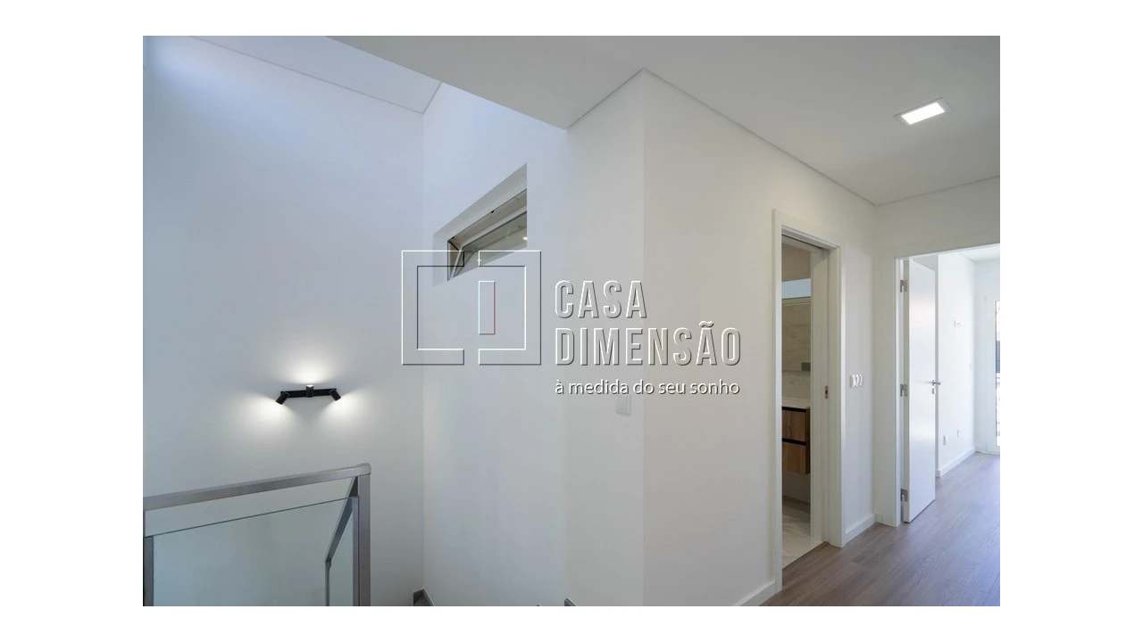 Moradia T4 para Venda em Charneca de Caparica e Sobreda Foto 29