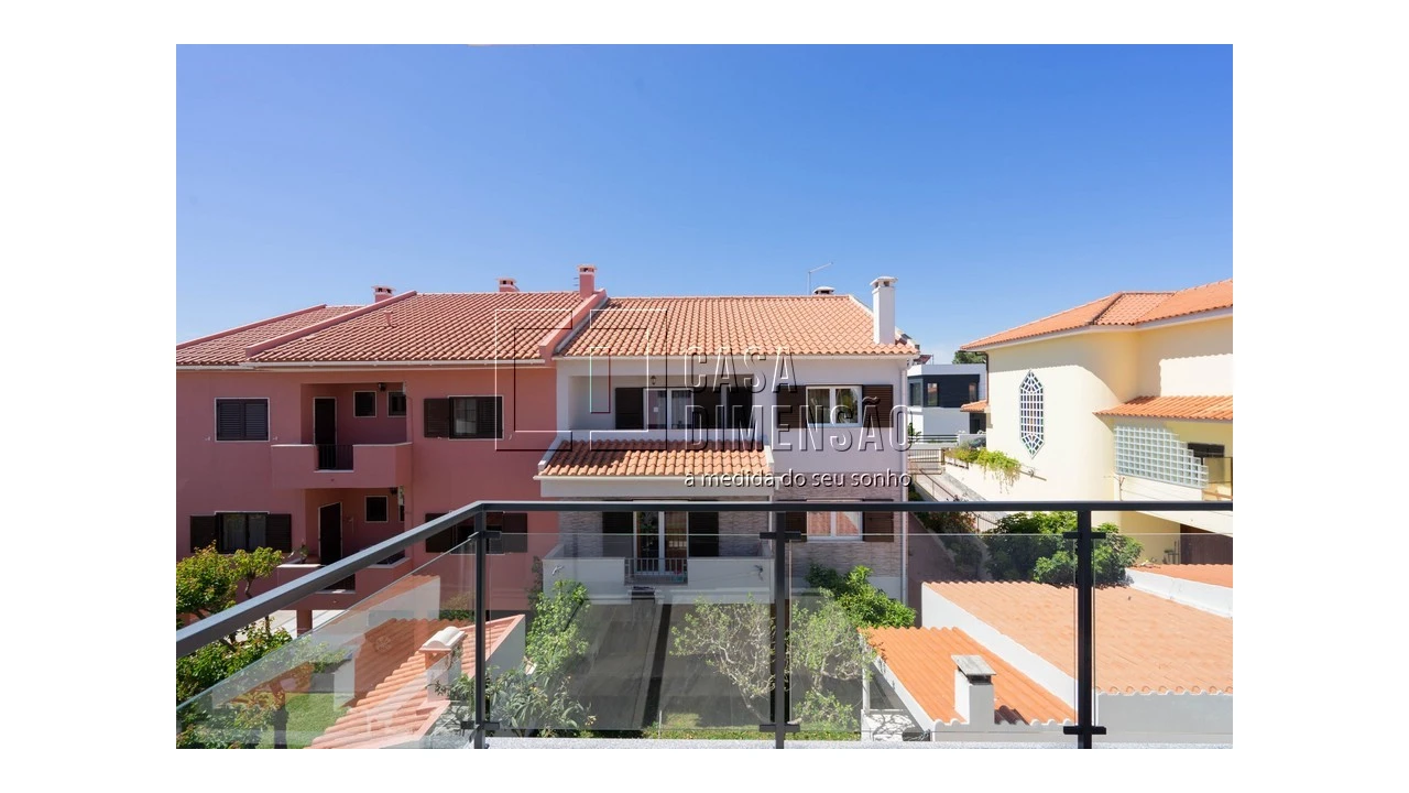 Moradia T4 para Venda em Charneca de Caparica e Sobreda Foto 61