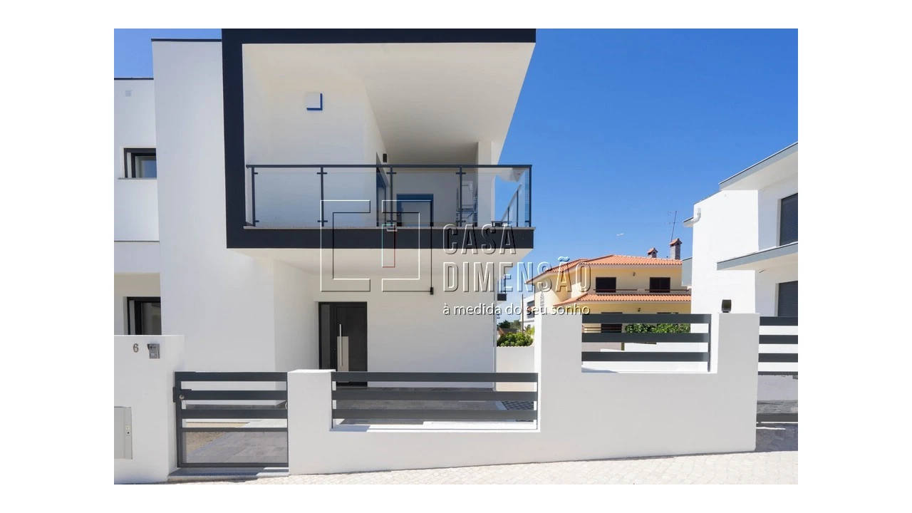 Moradia T4 para Venda em Charneca de Caparica e Sobreda Foto 69
