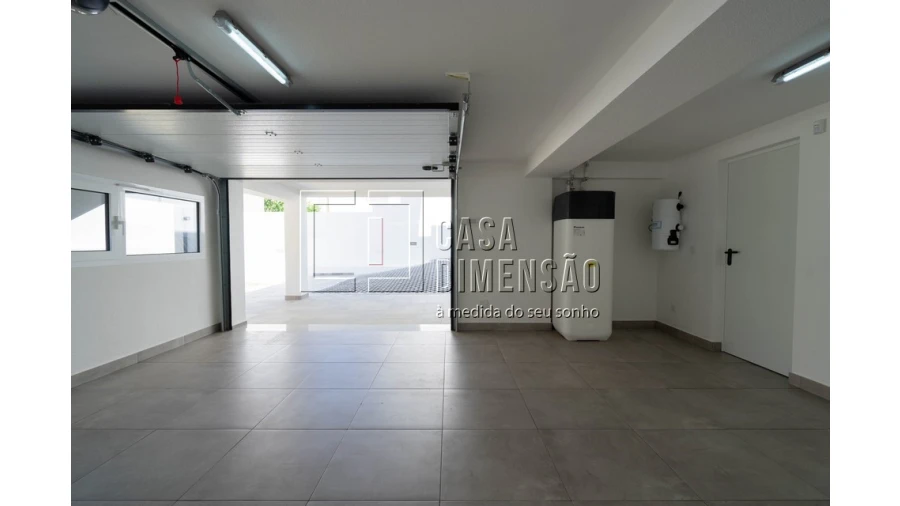 Moradia T4 para Venda em Charneca de Caparica e Sobreda Foto 66