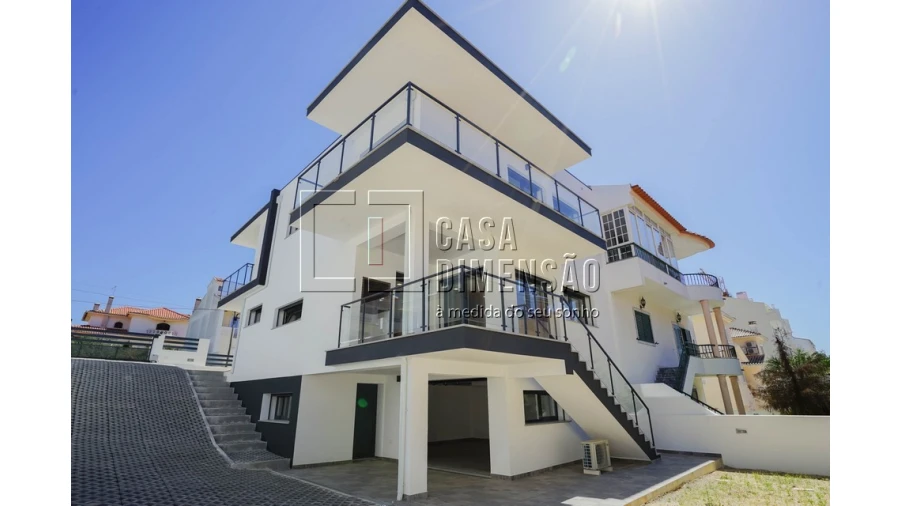 Moradia T4 para Venda em Charneca de Caparica e Sobreda Foto 84
