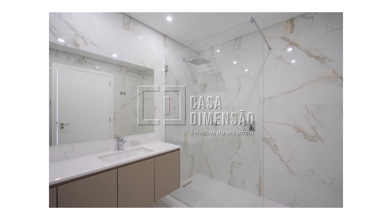 Apartamento T3 para Venda em Carnaxide e Queijas Foto 41
