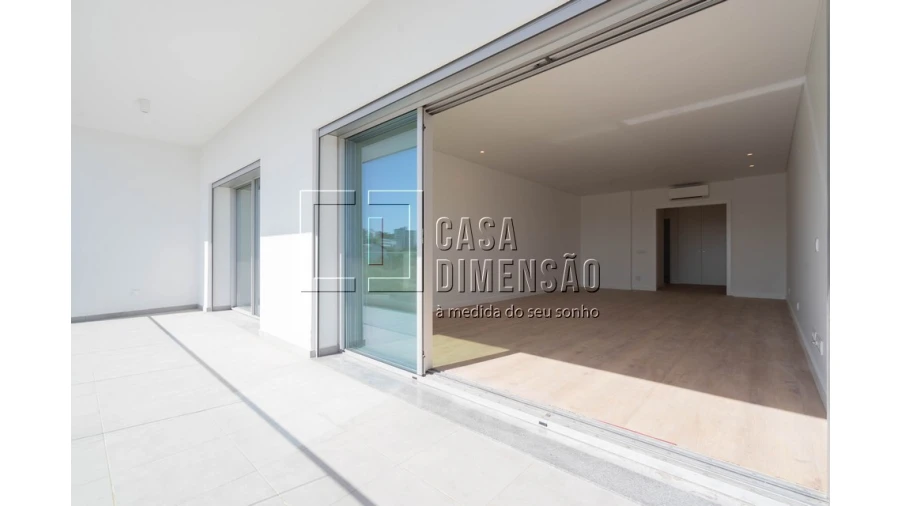 Apartamento T3 para Venda em Carnaxide e Queijas Foto 9