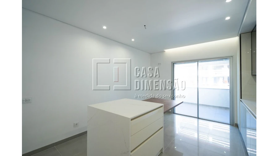 Apartamento T3 para Venda em Carnaxide e Queijas Foto 17
