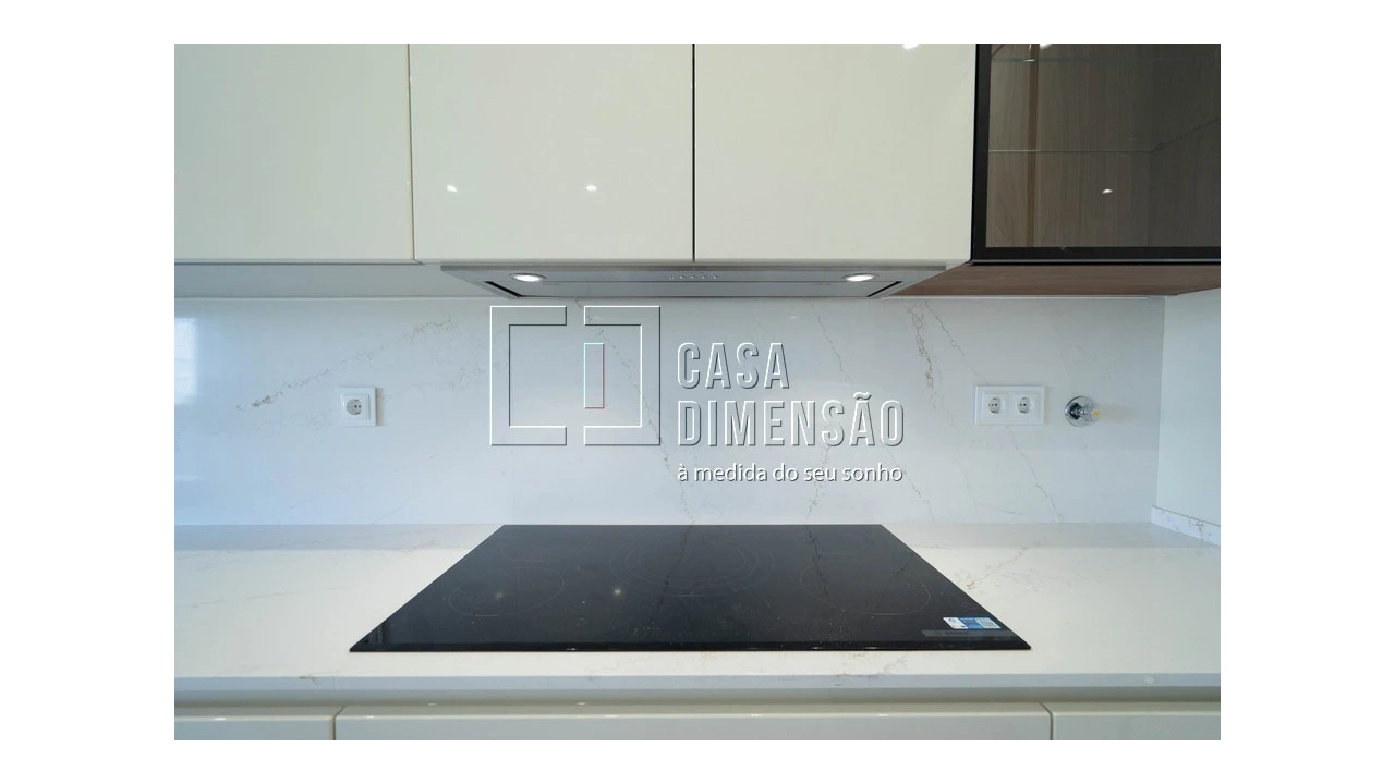 Apartamento T3 para Venda em Carnaxide e Queijas Foto 16