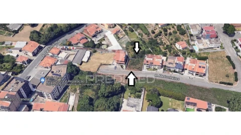 Terreno para Venda em Canelas