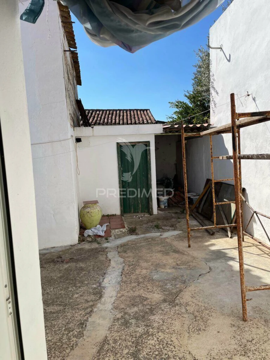 Moradia T3 para Venda em Salvada e Quintos Foto 17