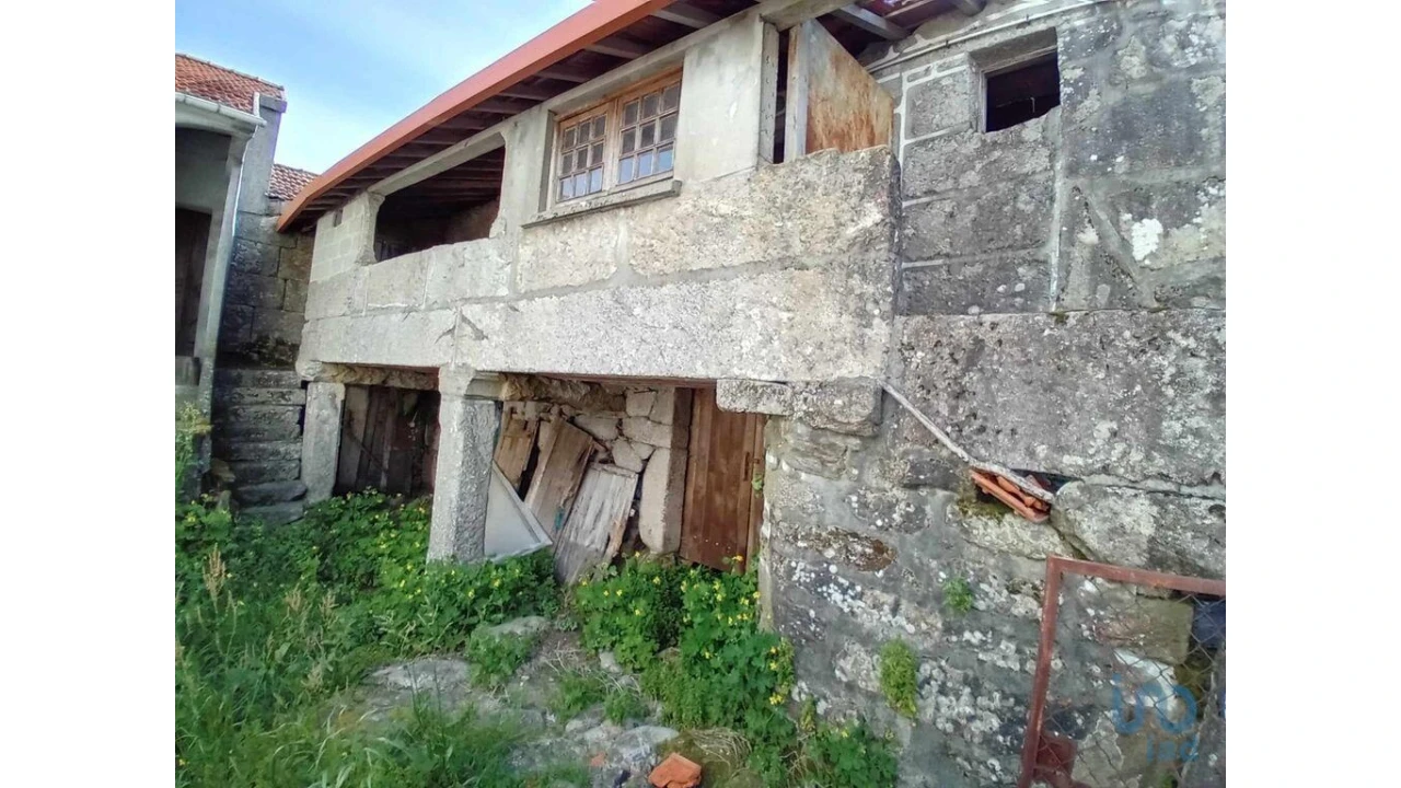 Moradia T2 para Venda em Parada do Monte e Cubalhão Foto 5