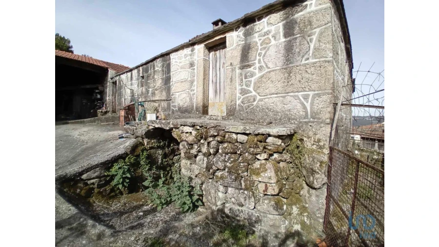 Moradia T2 para Venda em Parada do Monte e Cubalhão Foto 2