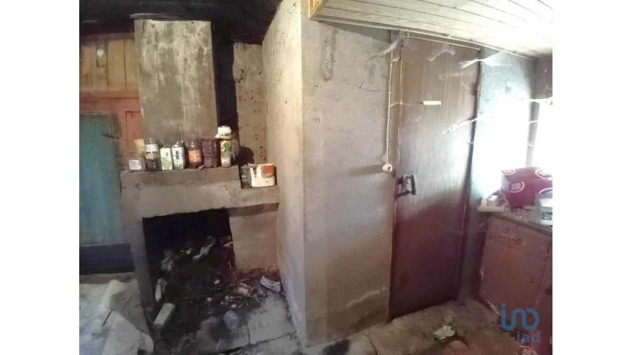 Moradia T2 para Venda em Parada do Monte e Cubalhão Foto 12