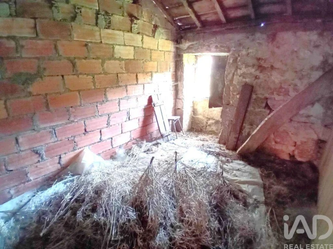 Moradia T2 para Venda em Parada do Monte e Cubalhão Foto 17