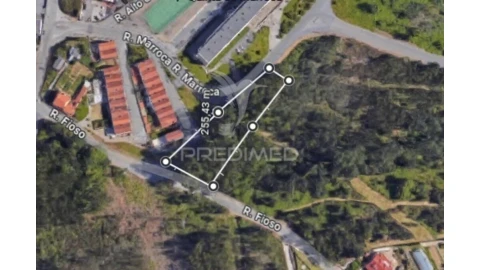 Terreno para Venda em Sandim, Olival, Lever e Crestuma