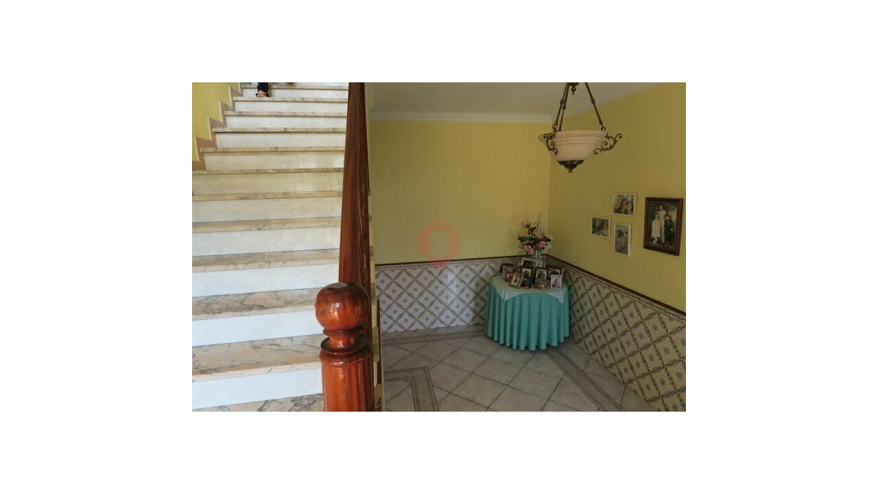 Moradia T4 para Venda em Barbeita Foto 15