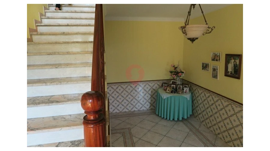 Moradia T4 para Venda em Barbeita Foto 15