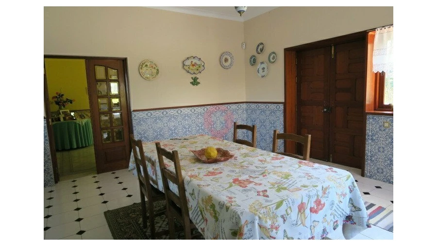 Moradia T4 para Venda em Barbeita Foto 12