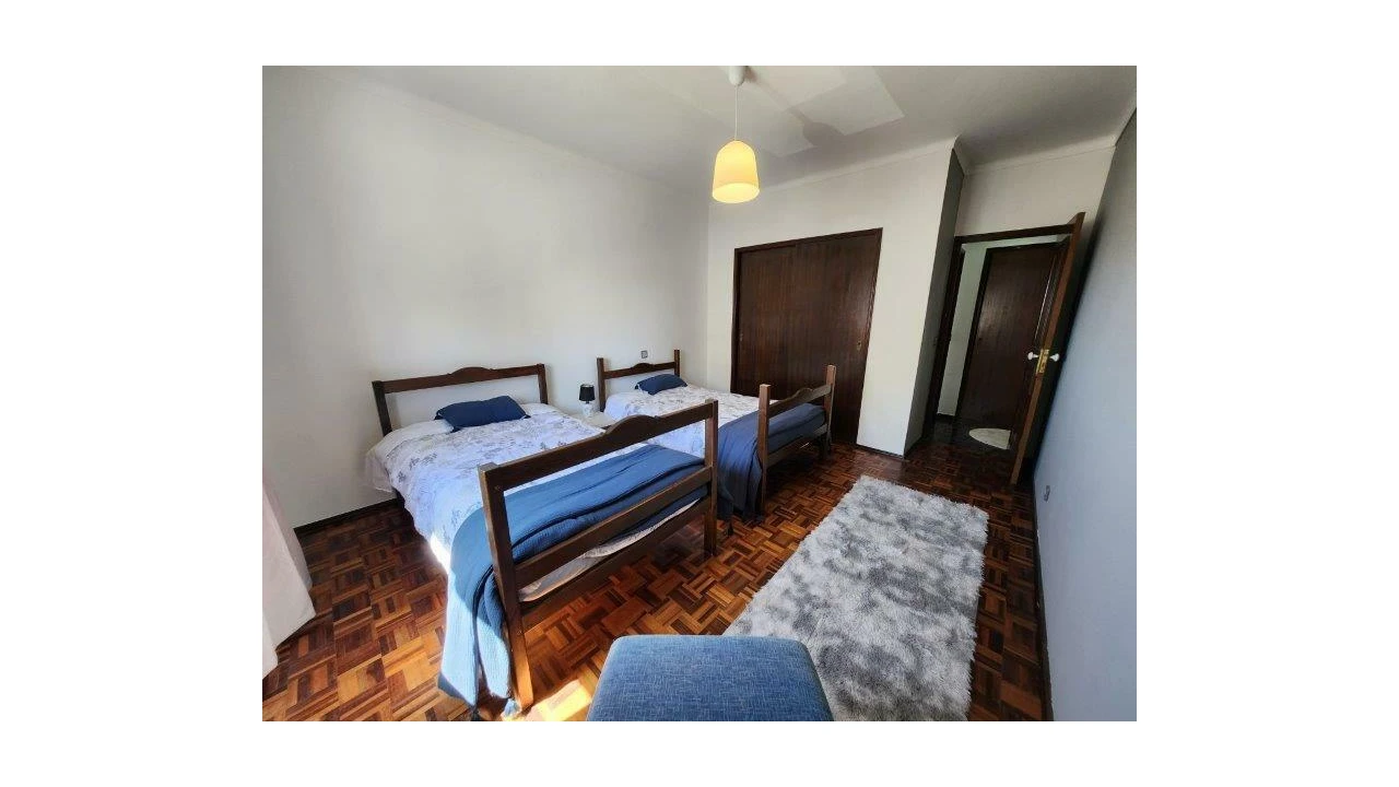 Apartamento T2 para Venda em Monte Redondo e Carreira Foto 15