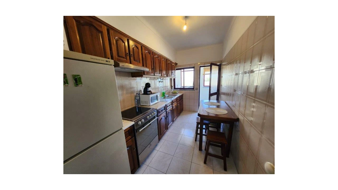 Apartamento T2 para Venda em Monte Redondo e Carreira Foto 7