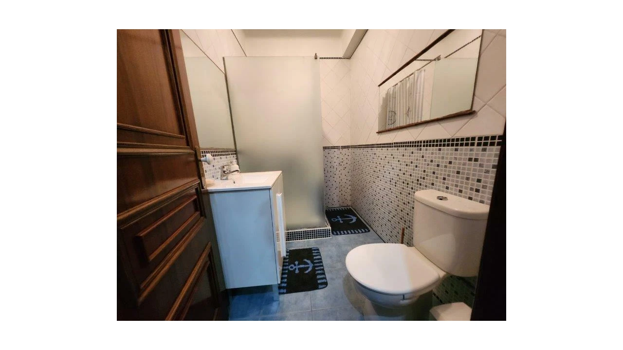 Apartamento T2 para Venda em Monte Redondo e Carreira Foto 11