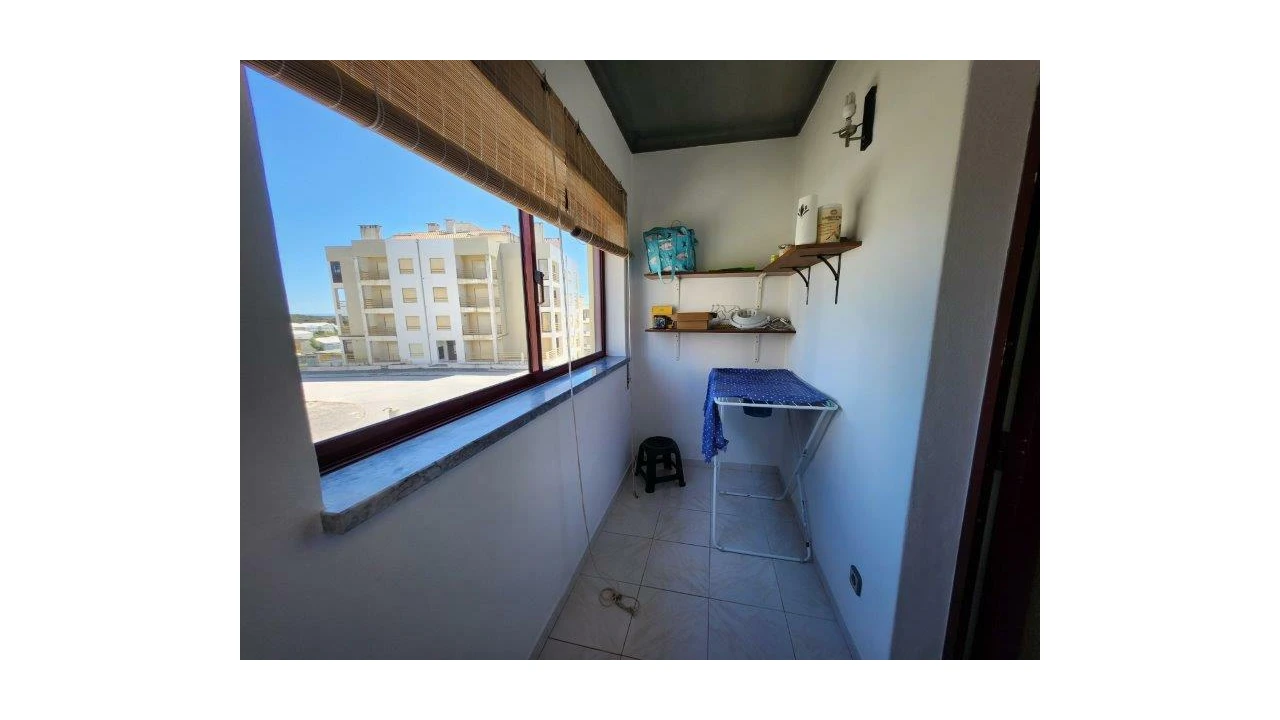 Apartamento T2 para Venda em Monte Redondo e Carreira Foto 8