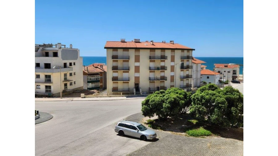 Apartamento T2 para Venda em Monte Redondo e Carreira Foto 4