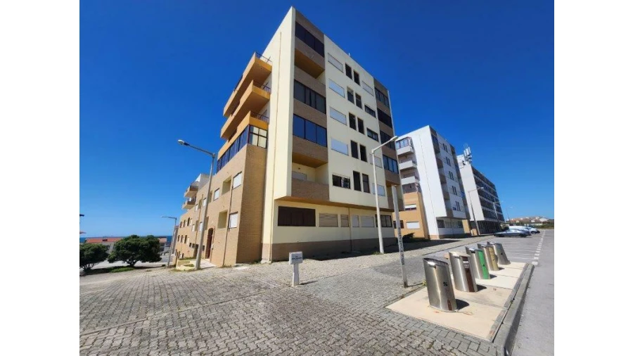 Apartamento T2 para Venda em Monte Redondo e Carreira
