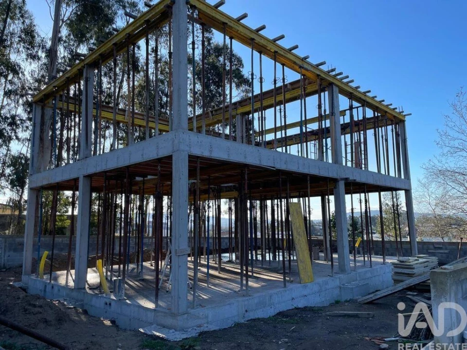 Moradia T2 para Venda em Lijo Foto 19