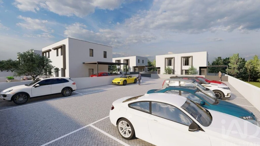 Moradia T2 para Venda em Lijo Foto 7